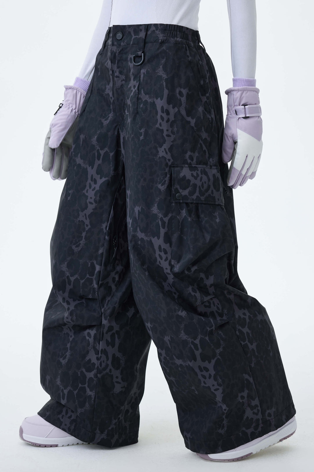 Women's Black Lightweight Inner Leg Vents Waterproof Baggy Snow Pants