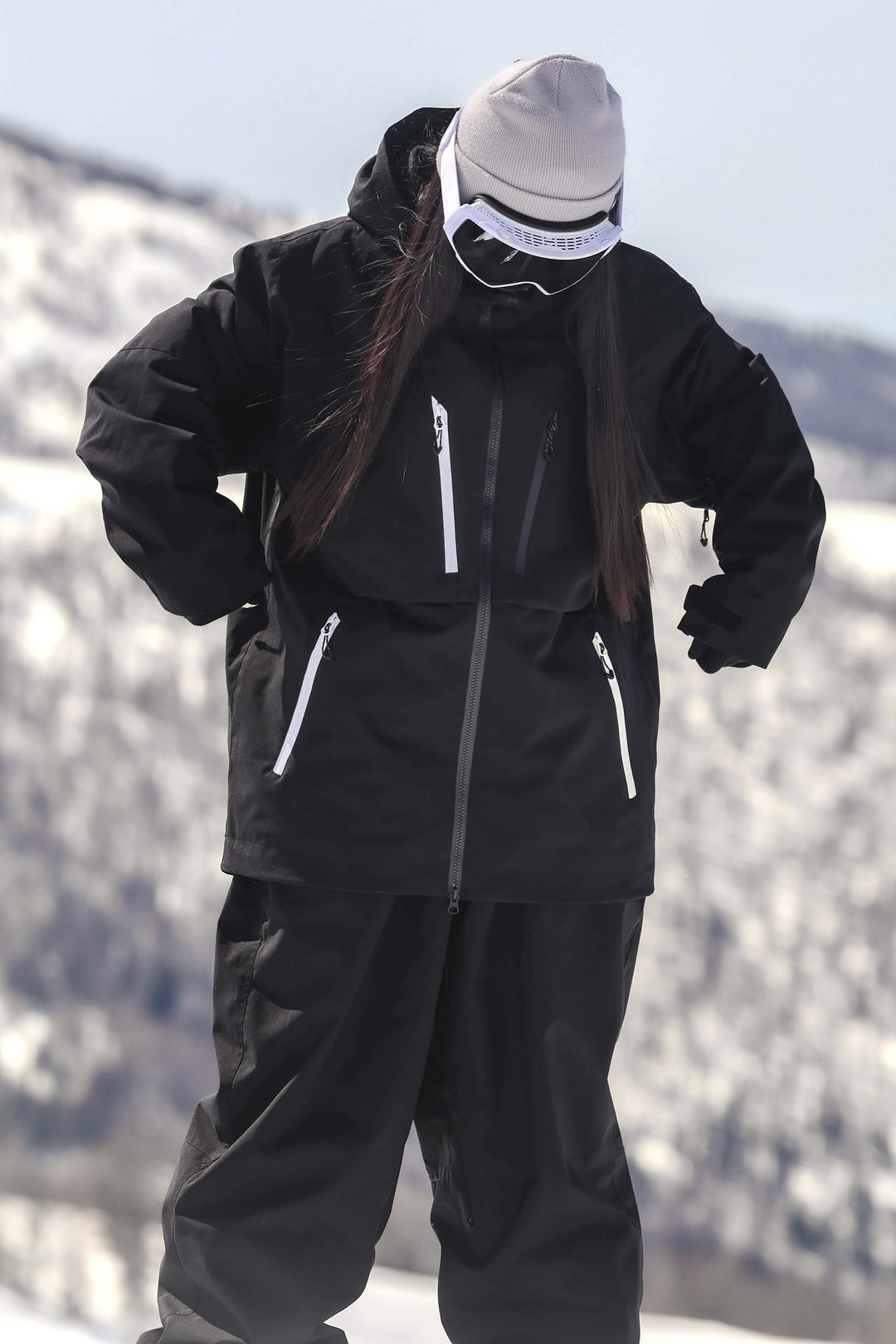 Women's Army Green Contrast-Zipper Fully Seam-Taped Insulated Snow Jacket