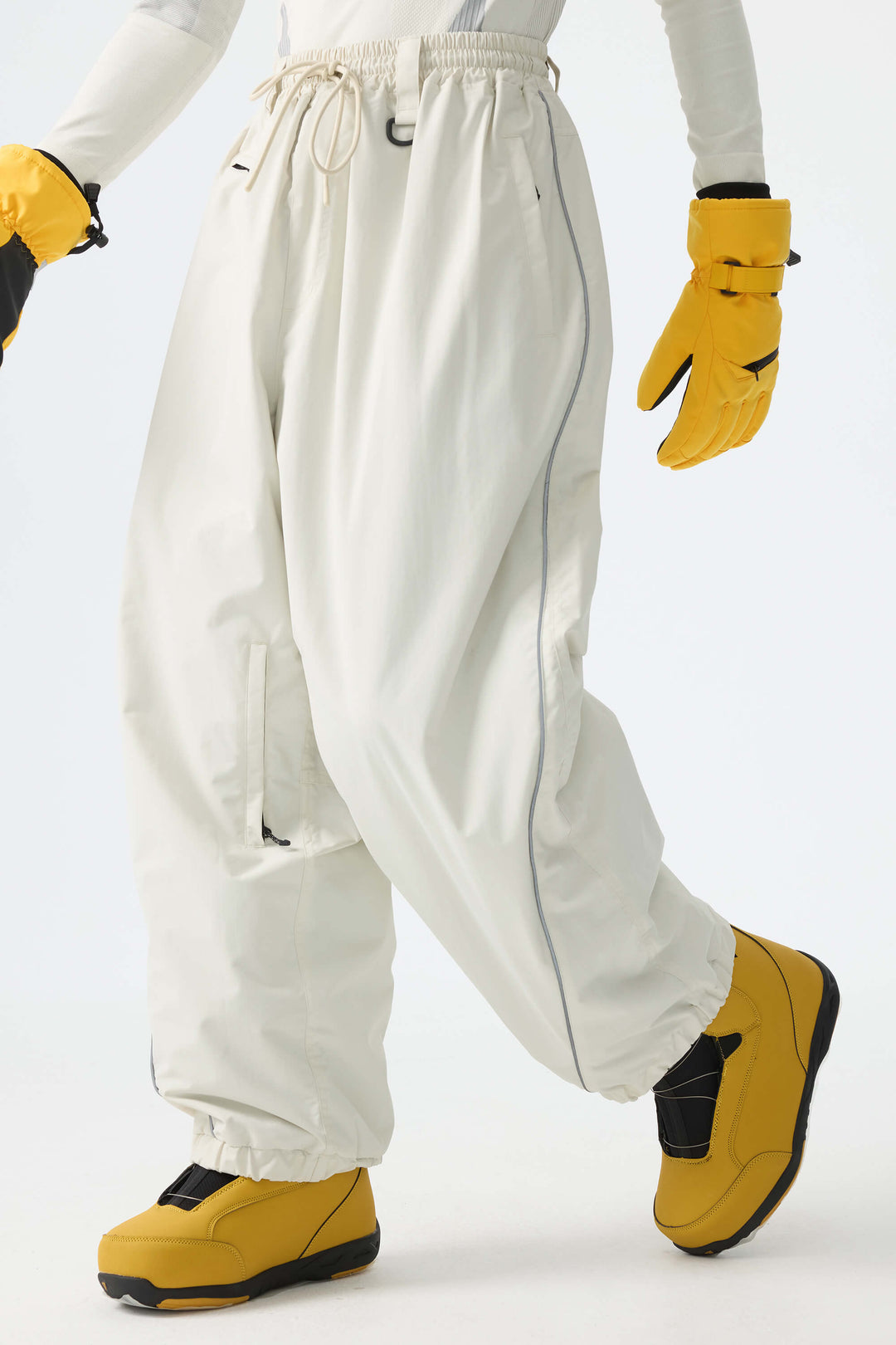 Men's Off-White Insulated Reflective-Trim Loose Drawstring Snow Pants