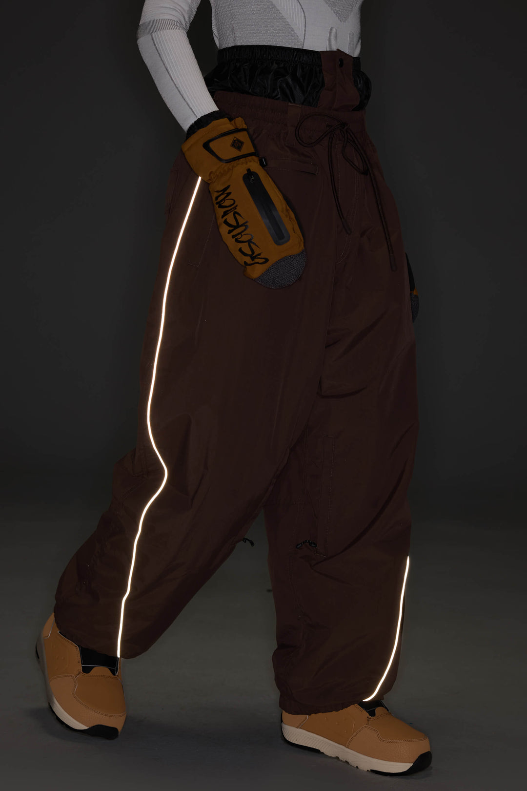 Women's Desert Khaki Reflective-Piped Drawstring Relaxed Cargo Snow Pants