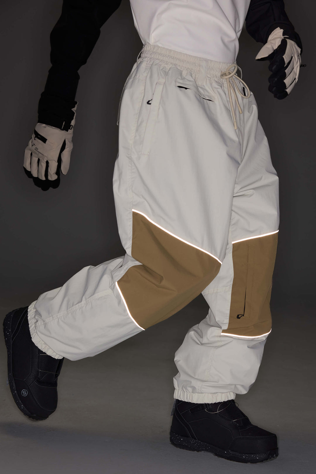 Women's Off-White & Khaki Patchwork Reflective Loose Cargo Snow Pants